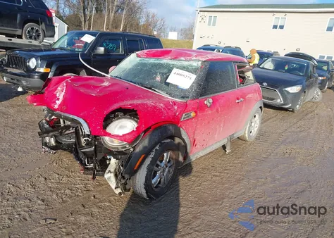 2012 Mini Cooper z USA, uszkodzony, nr VIN WMWSU3C59CT369929